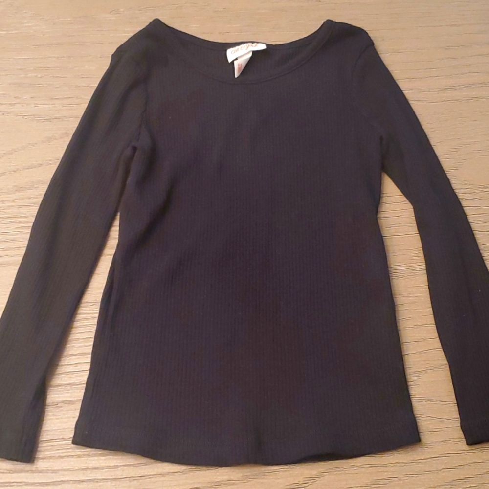 Cat & Jack girls long sleeve tshirt